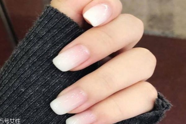 抖音最火的美甲 今年最流行的美甲圖片 抖音最火的美甲 今年最流行的美甲圖片