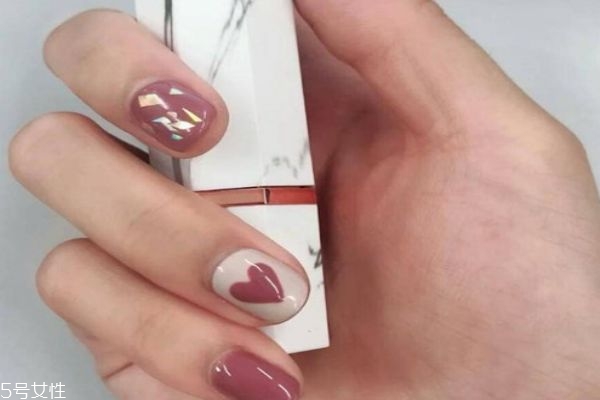 抖音最火的美甲 今年最流行的美甲圖片 抖音最火的美甲 今年最流行的美甲圖片
