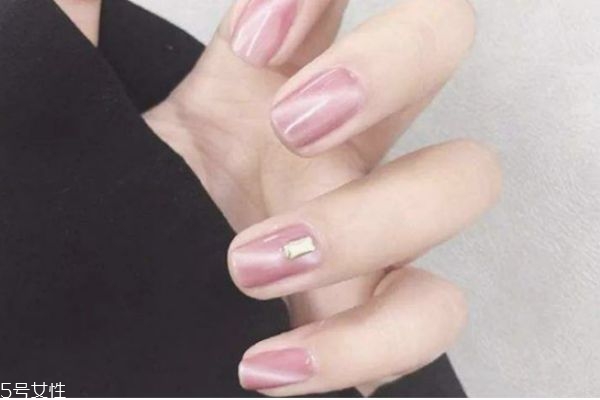 抖音最火的美甲 今年最流行的美甲圖片 抖音最火的美甲 今年最流行的美甲圖片