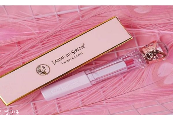 人魚之水是一個(gè)怎么樣的品牌呢 人魚之水是哪個(gè)國家的品牌呢 人魚之水是一個(gè)怎么樣的品牌呢 人魚之水是哪個(gè)國家的品牌呢