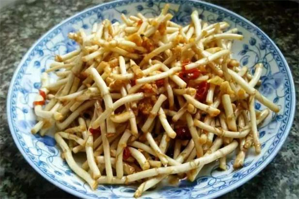 涼拌魚腥草用什么醋 涼拌魚腥草要過開水嗎 涼拌魚腥草用什么醋 涼拌魚腥草要過開水嗎