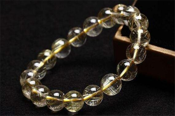 黃發(fā)晶怎么辨別真假 黃發(fā)晶真假鑒別 黃發(fā)晶怎么辨別真假 黃發(fā)晶真假鑒別