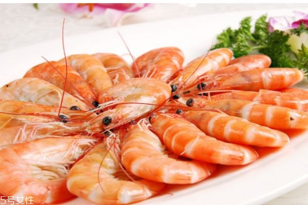 基圍蝦有什么營(yíng)養(yǎng)價(jià)值呢 基圍蝦的熱量是多少呢 基圍蝦有什么營(yíng)養(yǎng)價(jià)值呢 基圍蝦的熱量是多少呢