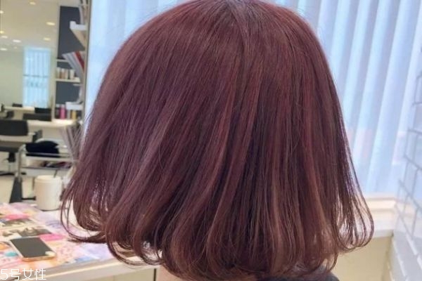 秋天怎么保養(yǎng)頭發(fā) 如何正確護(hù)理頭發(fā) 秋天怎么保養(yǎng)頭發(fā) 如何正確護(hù)理頭發(fā)