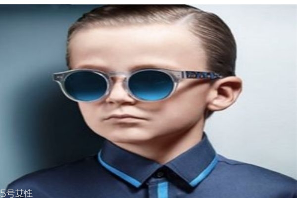 暴龍眼鏡怎么樣呢 暴龍眼鏡的代言人是誰呢 暴龍眼鏡怎么樣呢 暴龍眼鏡的代言人是誰呢