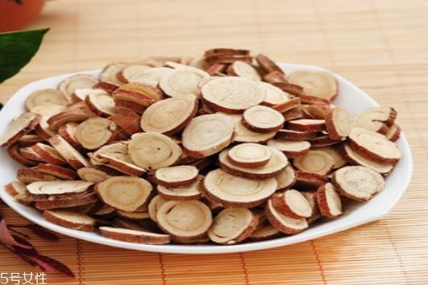 什么是山甘草呢 山甘草有什么作用呢 什么是山甘草呢 山甘草有什么作用呢