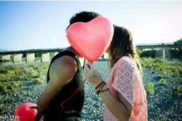 女孩子戀愛技巧大公開 給戀愛中女孩的忠告 女孩子戀愛技巧大公開 給戀愛中女孩的忠告