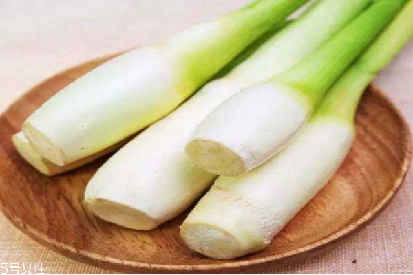 茭白一般成熟在幾月份呢 茭白一般多少錢一斤呢 茭白一般成熟在幾月份呢 茭白一般多少錢一斤呢