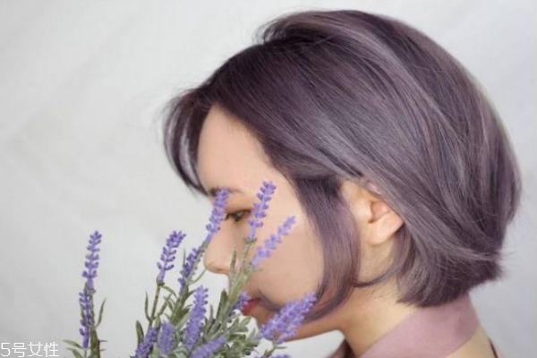 2019染什么顏色顯皮膚白 2019流行染什么顏色 2019染什么顏色顯皮膚白 2019流行染什么顏色