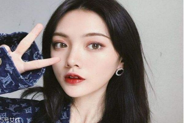 鎖骨發(fā)怎么剪好看 今年流行的鎖骨發(fā) 鎖骨發(fā)怎么剪好看 今年流行的鎖骨發(fā)