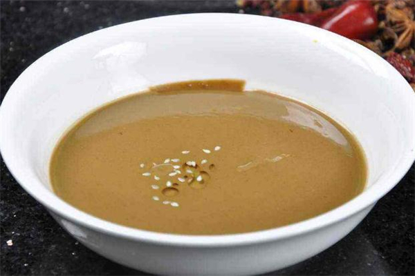 芝麻醬過期了還能吃嗎 過期的芝麻醬怎么用 芝麻醬過期了還能吃嗎 過期的芝麻醬怎么用