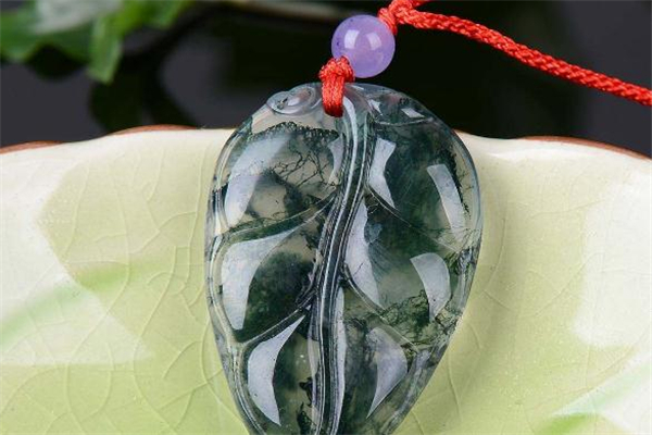 水膽瑪瑙價格 水膽瑪瑙值錢嗎 水膽瑪瑙價格 水膽瑪瑙值錢嗎