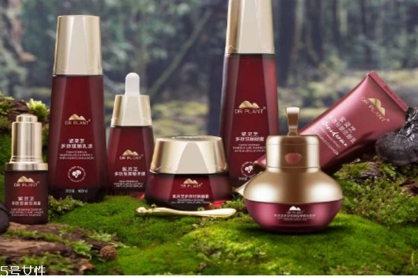 植物醫(yī)生的護膚品適合什么季節(jié)呢 植物醫(yī)生的護膚品適合什么季節(jié)呢