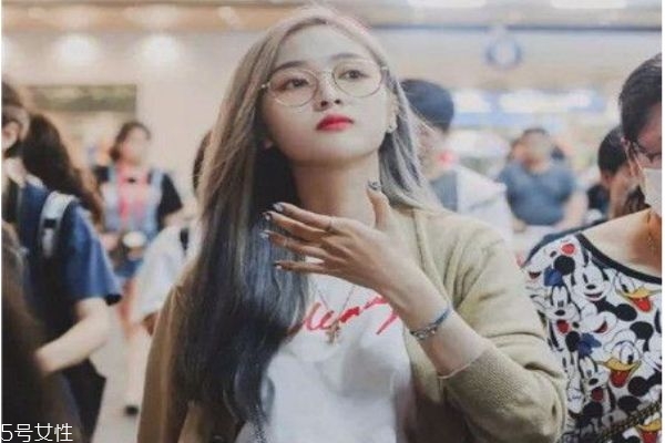 2019流行熱門發(fā)色有哪些 2019最流行的頭發(fā)顏色 2019流行熱門發(fā)色有哪些 2019最流行的頭發(fā)顏色