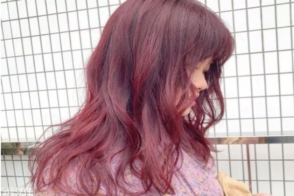 櫻花粉發(fā)色能保持幾天 櫻花粉發(fā)色掉色后是什么顏色 櫻花粉發(fā)色能保持幾天 櫻花粉發(fā)色掉色后是什么顏色