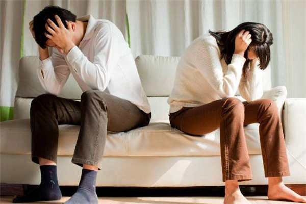 夫妻經(jīng)常吵架該離婚嗎 夫妻經(jīng)常吵架怎么辦 夫妻經(jīng)常吵架該離婚嗎 夫妻經(jīng)常吵架怎么辦