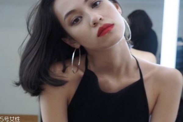 什么臉型不適合剪短發(fā) 哪些人不適合剪短發(fā) 什么臉型不適合剪短發(fā) 哪些人不適合剪短發(fā)