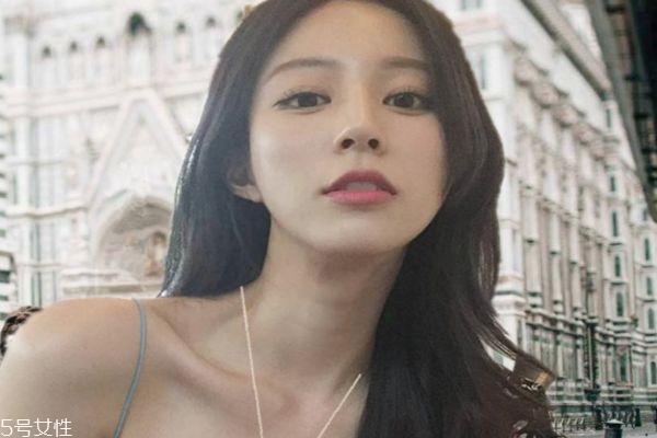 女生必知戀愛技巧 魅力女人必知迷住男人的秘籍 女生必知戀愛技巧 魅力女人必知迷住男人的秘籍