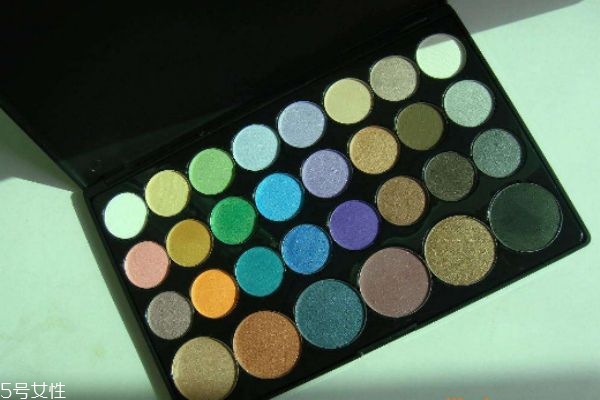 萱姿的化妝品怎么樣呢 萱姿的化妝品有什么系列呢 萱姿的化妝品怎么樣呢 萱姿的化妝品有什么系列呢