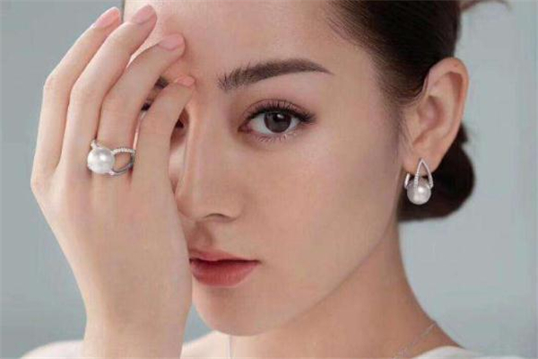 珍珠耳環(huán)買多大的合適 珍珠耳環(huán)尺寸建議 珍珠耳環(huán)買多大的合適 珍珠耳環(huán)尺寸建議