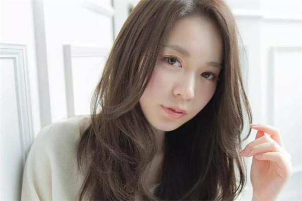 冷燙能保持多久 冷燙后幾天可以洗頭 冷燙能保持多久 冷燙后幾天可以洗頭