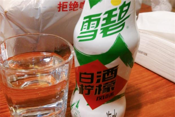 白酒味雪碧多少錢一瓶 白酒味雪碧好喝嗎 白酒味雪碧多少錢一瓶 白酒味雪碧好喝嗎