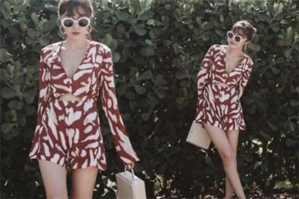 夏天度假怎么搭配衣服 夏季度假穿搭指南 夏天度假怎么搭配衣服 夏季度假穿搭指南