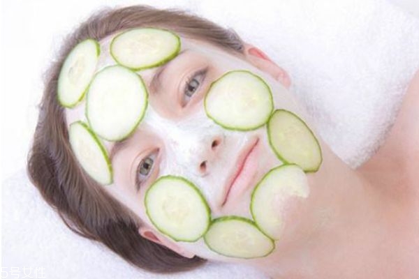 哪幾個時間段不能敷面膜 不能敷面膜的三個時間 哪幾個時間段不能敷面膜 不能敷面膜的三個時間