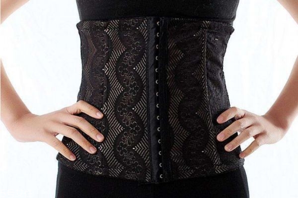 束腰帶有用嗎 束腰的好處與危害 束腰帶有用嗎 束腰的好處與危害