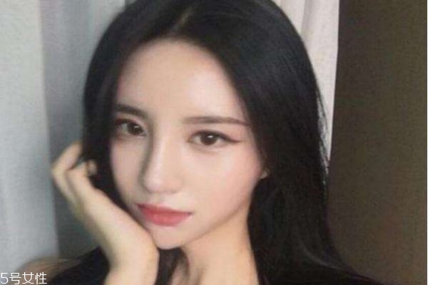 水腫型肥胖的癥狀表現(xiàn) 測試你是否是水腫型肥胖 水腫型肥胖的癥狀表現(xiàn) 測試你是否是水腫型肥胖