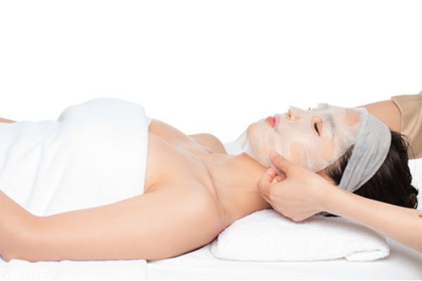 什么時(shí)間段敷面膜最佳 敷面膜最佳時(shí)間段 什么時(shí)間段敷面膜最佳 敷面膜最佳時(shí)間段