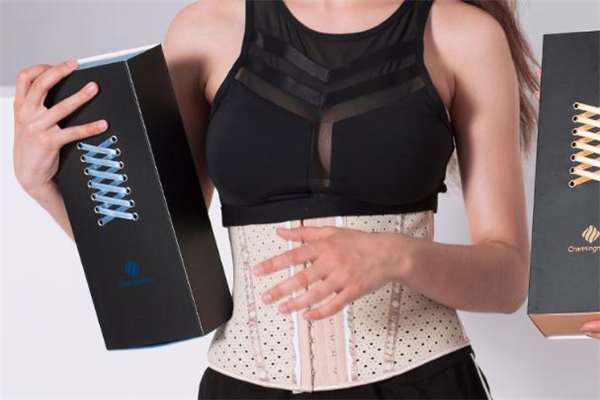 束腰帶能貼身穿嗎 束腰帶貼身穿會(huì)過(guò)敏嗎