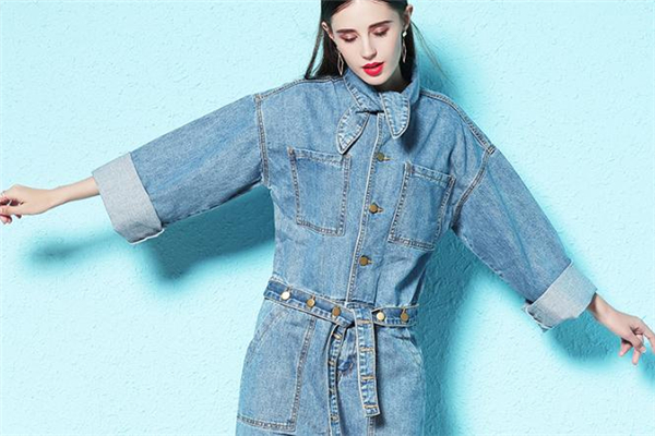 今年流行什么樣的工裝連體褲 工裝連體褲穿搭指南 今年流行什么樣的工裝連體褲 工裝連體褲穿搭指南