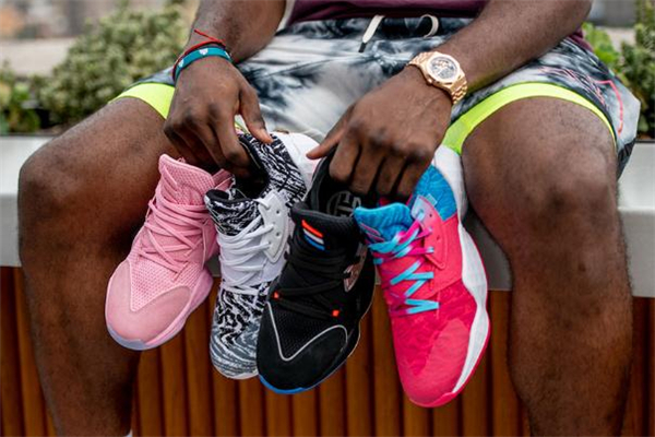 阿迪達斯哈登4代首發(fā)配色 哈登4代發(fā)售日期 阿迪達斯哈登4代首發(fā)配色 哈登4代發(fā)售日期