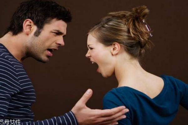 為什么談戀愛(ài)總是吵架 戀愛(ài)中總是吵架怎么辦 為什么談戀愛(ài)總是吵架 戀愛(ài)中總是吵架怎么辦