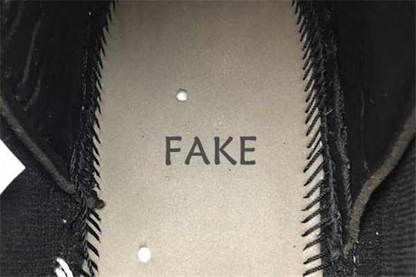 aj1紅絲綢真假對(duì)比 aj1紅絲綢黑腳趾真假鑒定 aj1紅絲綢真假對(duì)比 aj1紅絲綢黑腳趾真假鑒定