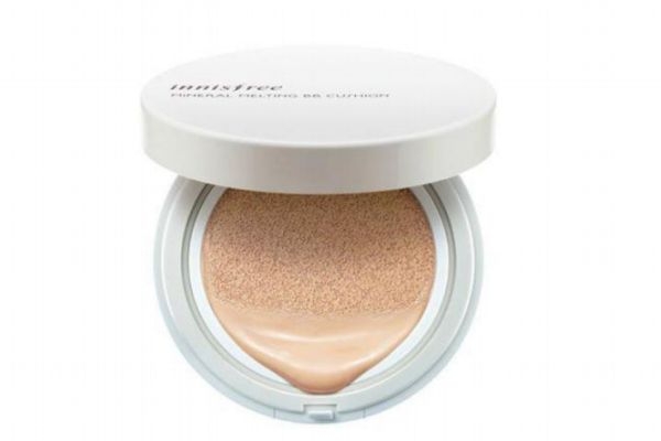 怎么使用氣墊補妝 補妝可以直接擦氣墊嗎 怎么使用氣墊補妝 補妝可以直接擦氣墊嗎