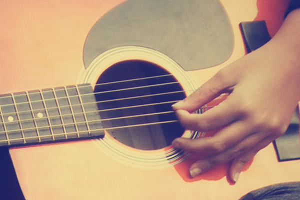 和學(xué)音樂(lè)的男生戀愛(ài)是什么感覺(jué) 女生喜歡學(xué)音樂(lè)的男生嗎 和學(xué)音樂(lè)的男生戀愛(ài)是什么感覺(jué) 女生喜歡學(xué)音樂(lè)的男生嗎