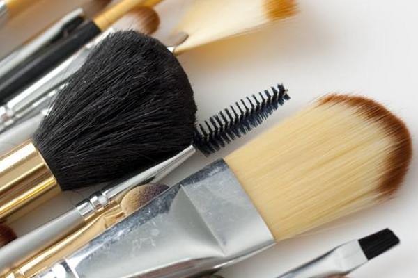 新手畫眉有什么技巧 新手如何刮眉 新手畫眉有什么技巧 新手如何刮眉