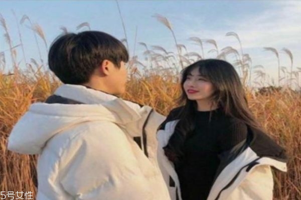 男女談戀愛先去誰家 男女雙方家長(zhǎng)見面順序 男女談戀愛先去誰家 男女雙方家長(zhǎng)見面順序