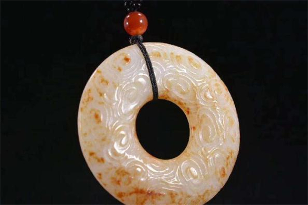 為什么和田玉會(huì)越戴越黃 和田玉變黃了怎么辦 為什么和田玉會(huì)越戴越黃 和田玉變黃了怎么辦