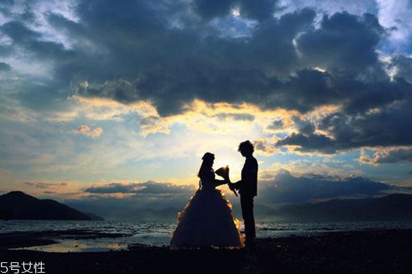 為什么有的女生喜歡欲擒故縱 欲擒故縱戀愛技巧 為什么有的女生喜歡欲擒故縱 欲擒故縱戀愛技巧