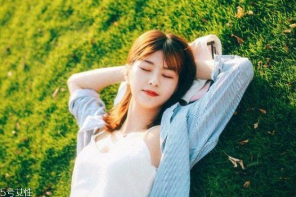 怎樣知道男人婚后對(duì)自己怎么樣 婚前教你怎么看男人 怎樣知道男人婚后對(duì)自己怎么樣 婚前教你怎么看男人