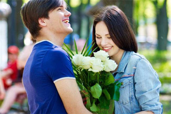 第一次約會可以表白嗎 第一次約會表白成功率高嗎 第一次約會可以表白嗎 第一次約會表白成功率高嗎