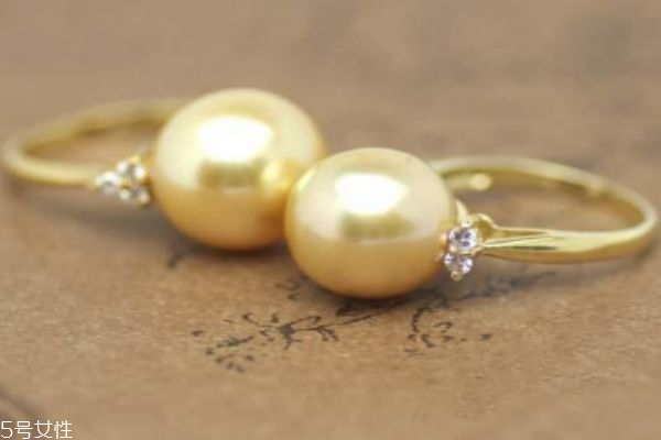 中珍珠主要的產(chǎn)地是哪里呢 珍珠的主要成分是什么呢 中珍珠主要的產(chǎn)地是哪里呢 珍珠的主要成分是什么呢