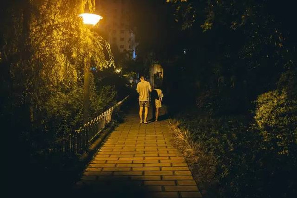 第一次約會去什么地方好 約會哪些地方好玩 第一次約會去什么地方好 約會哪些地方好玩