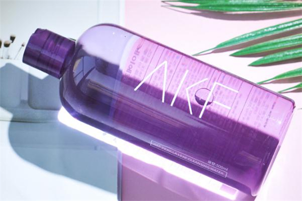 akf紫蘇卸妝水怎么樣 akf紫蘇卸妝水和unny哪個(gè)好用 akf紫蘇卸妝水怎么樣 akf紫蘇卸妝水和unny哪個(gè)好用