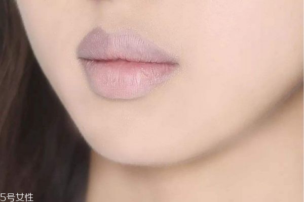 唇部遮瑕怎么遮 唇部遮瑕膏的使用方法 唇部遮瑕怎么遮 唇部遮瑕膏的使用方法