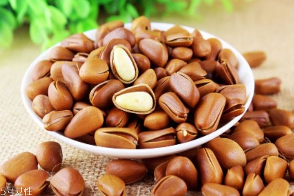 松子有什么營養(yǎng)價(jià)值呢 吃松子有什么好處呢 松子有什么營養(yǎng)價(jià)值呢 吃松子有什么好處呢