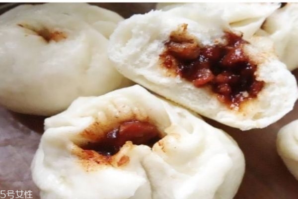 什么是叉燒包呢 叉燒包有什么營養(yǎng)價值呢 什么是叉燒包呢 叉燒包有什么營養(yǎng)價值呢